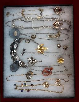 Necklace, Earring, Bracelet & Brooch Lot