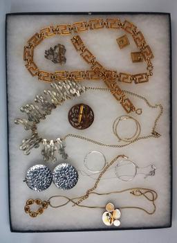 Necklace, Earring, Bracelet & Brooch Lot