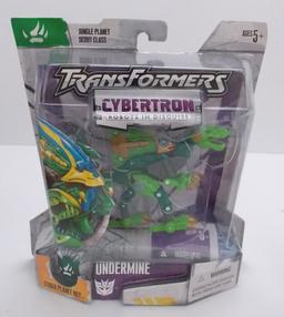 Undermine Cybertron Scout Class Transformers Action Figure