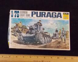 Fujimi -  1/76 Scale German Light Tank Puraga Military Vehicle Model