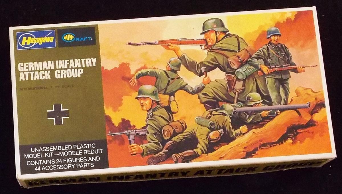 Hasegawa - 1/72 Scale German Infantry Attack Group Figure Set Mini Craft Model Kit