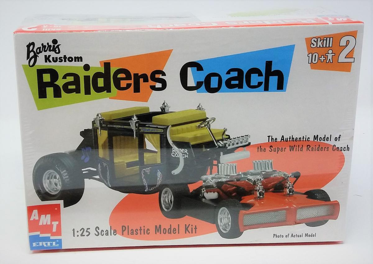 1/25 Scale Barris Kustom Raiders Coach AMT/ERTL Plastic Model Kit