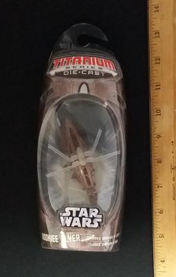 Star Wars Titanium Wookiee Flyer Die Cast Spaceship Figurine