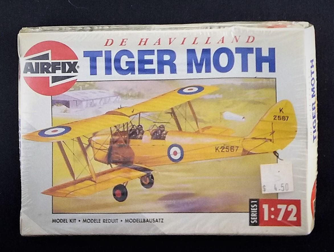 Airfix 1/72 Scale DeHavilland Tiger Moth Biplane Vehicle Model Kit