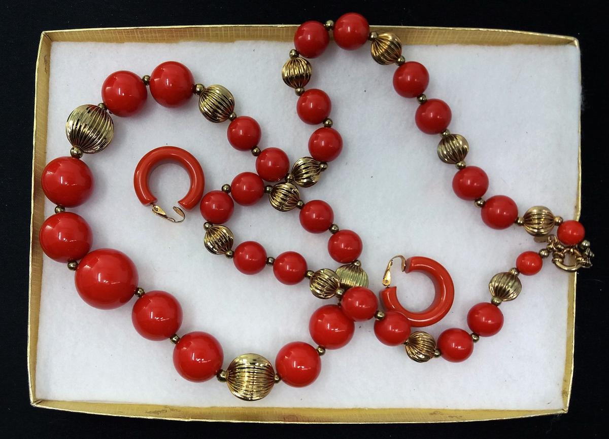 Chunky Beaded Red & Gold Necklace & Earring Lot