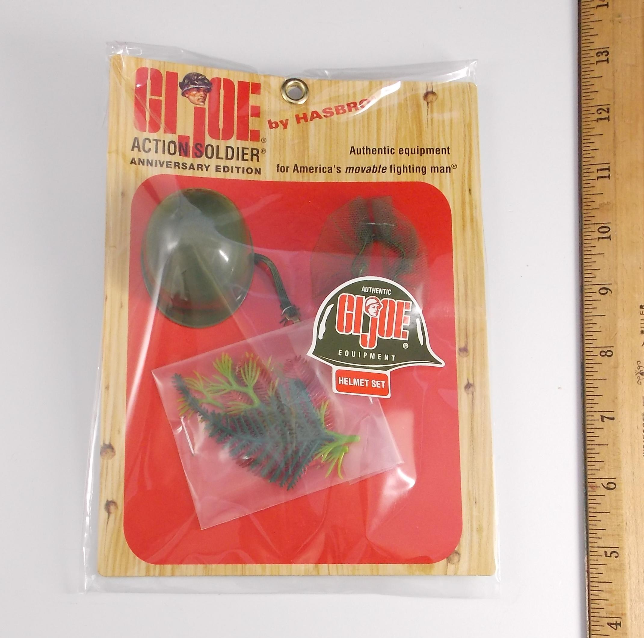 GI Joe 40th Anniversary Helmet Set Carded 1/6 Scale Action Figure Accessory Set