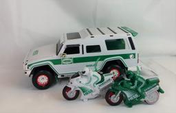 2004 Hess Truck Collectible in Packaging