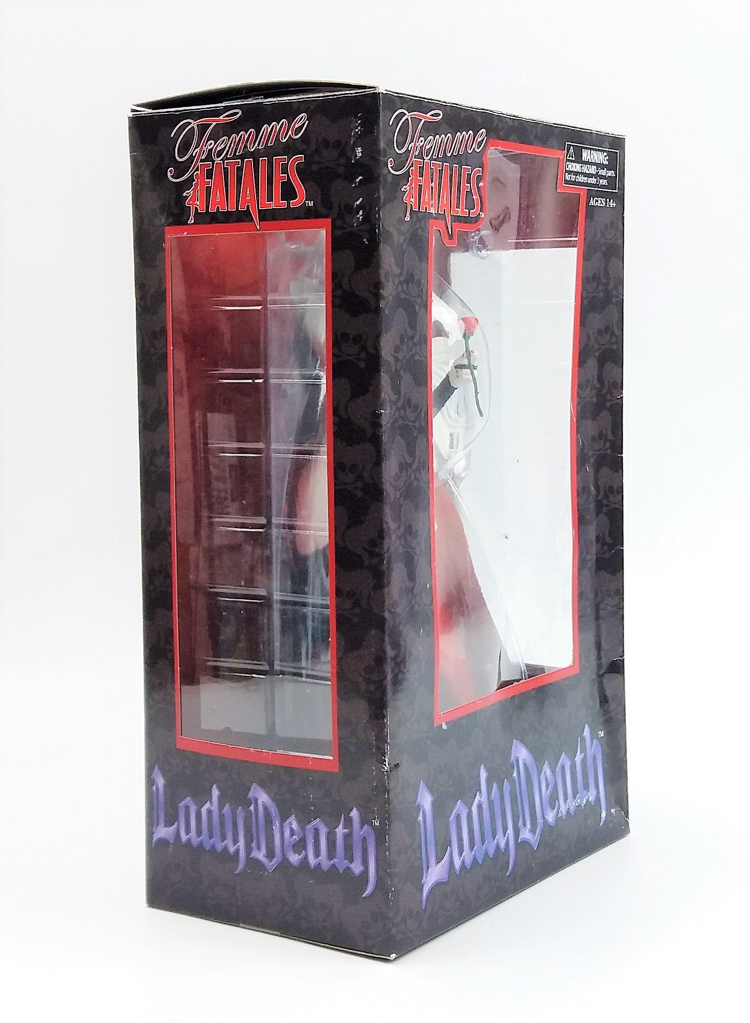 Leady Death Femme Fatales PVC Diamond Select Statue