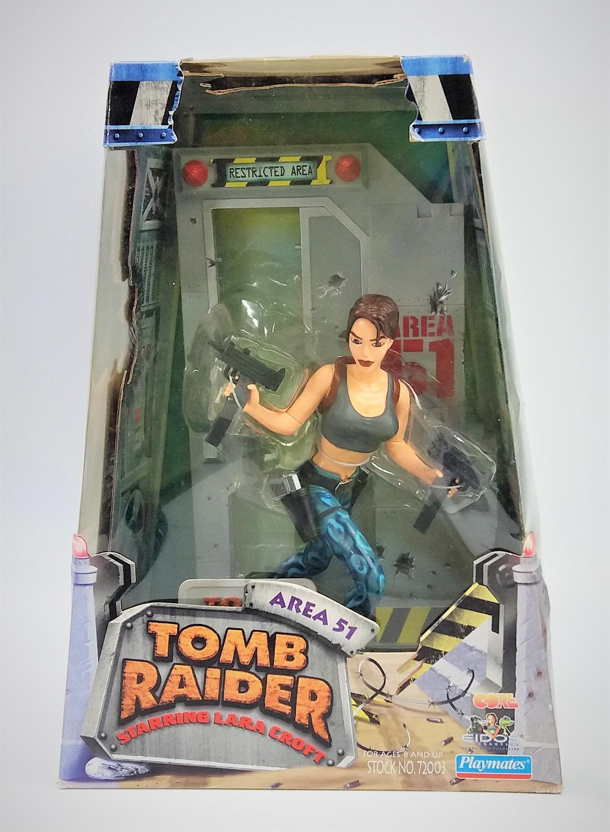 Lara Croft: Tomb Raider Area 51 Playmates 1999 Statue Diorama Figure