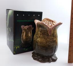 Aliens Xenomorph Alien Egg Ceramic Cookie Jar w/ Facehugger  X-Plus Collectible