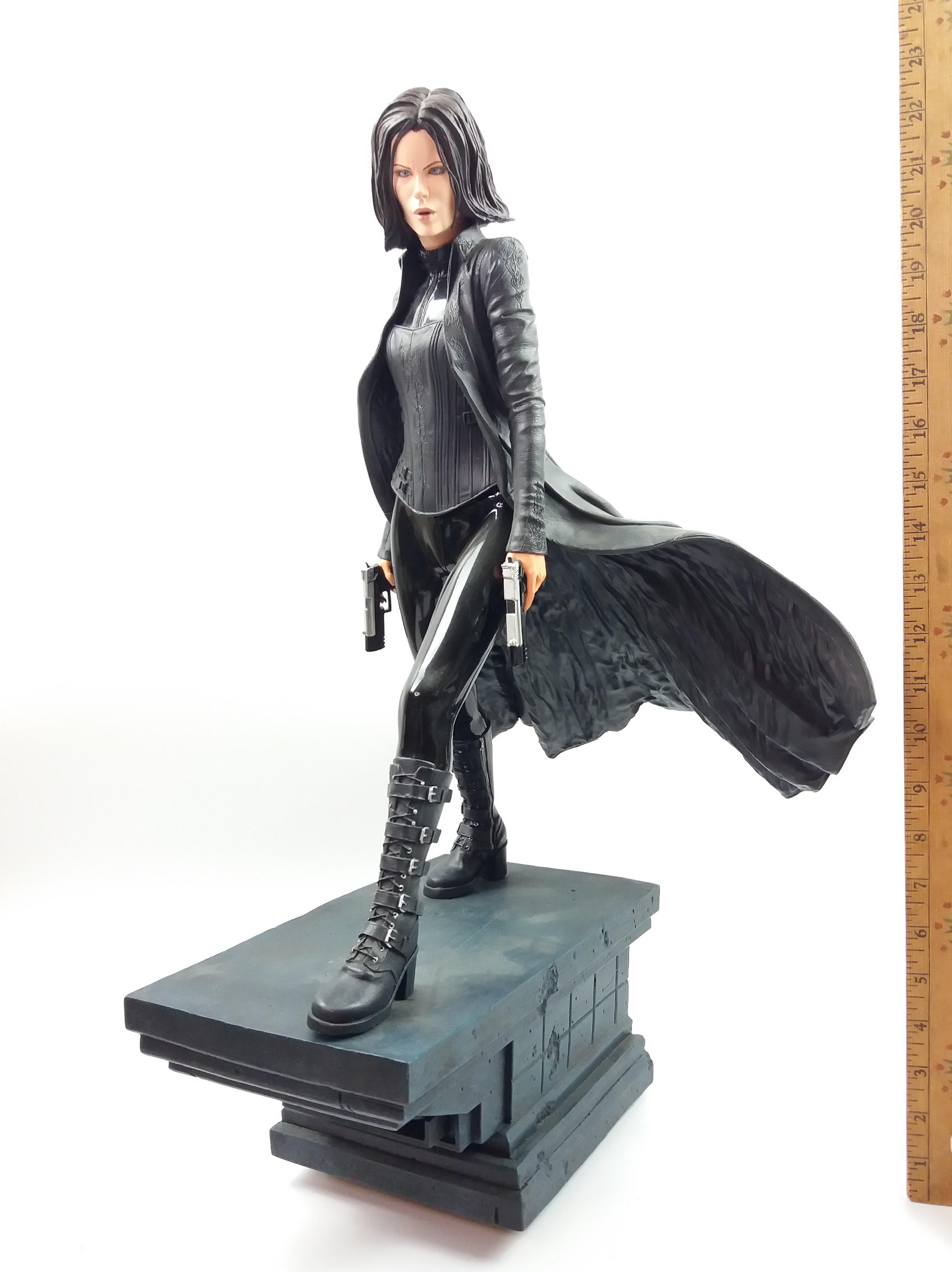 Underworld Selene Exclusive 1:4 Scale Statue  104/750 HCG Hollywood Collectibles