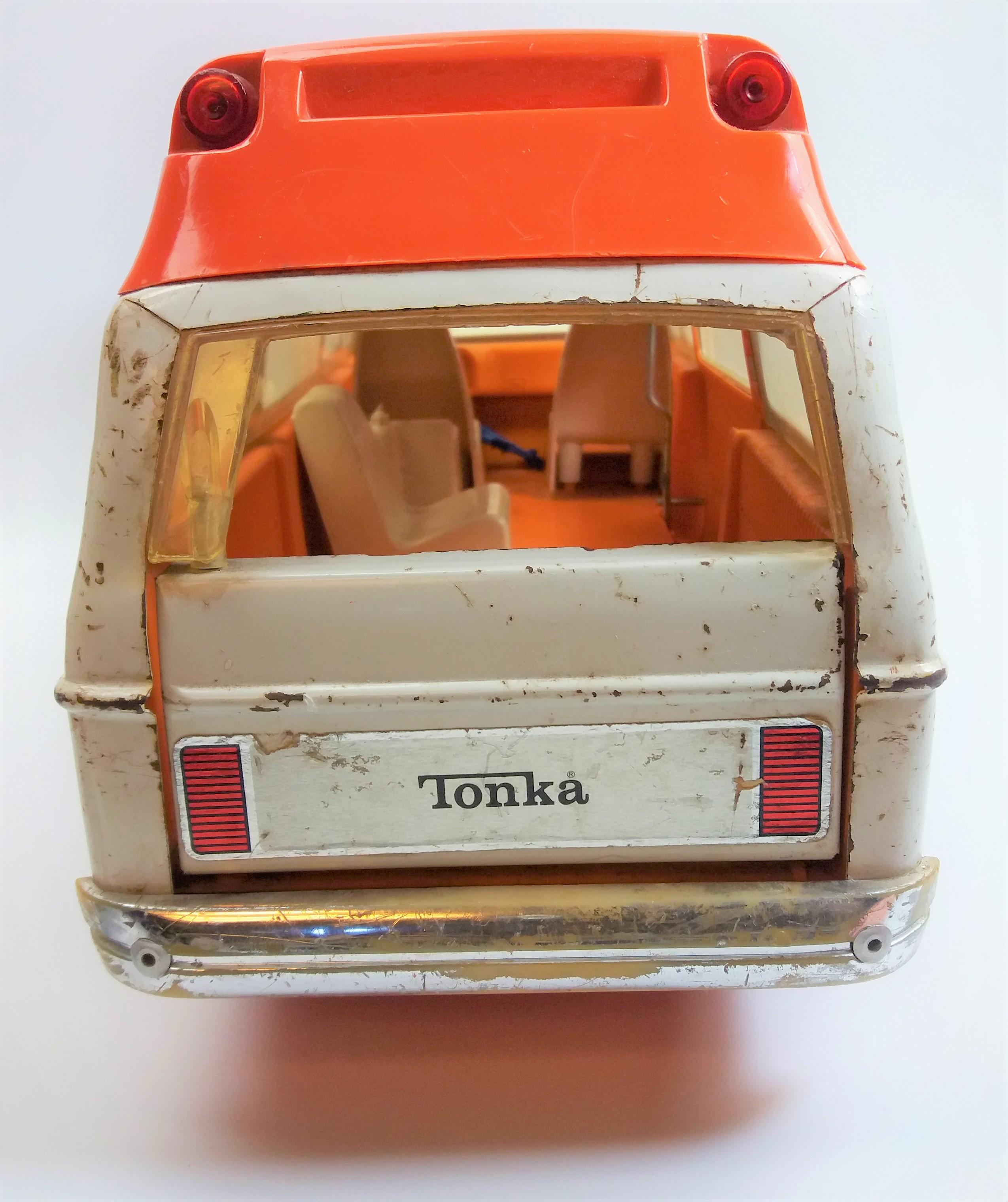 1970's Tonka Ambulance Vehicle & Gurney No. 3875 Vintage Pressed Steel Toy