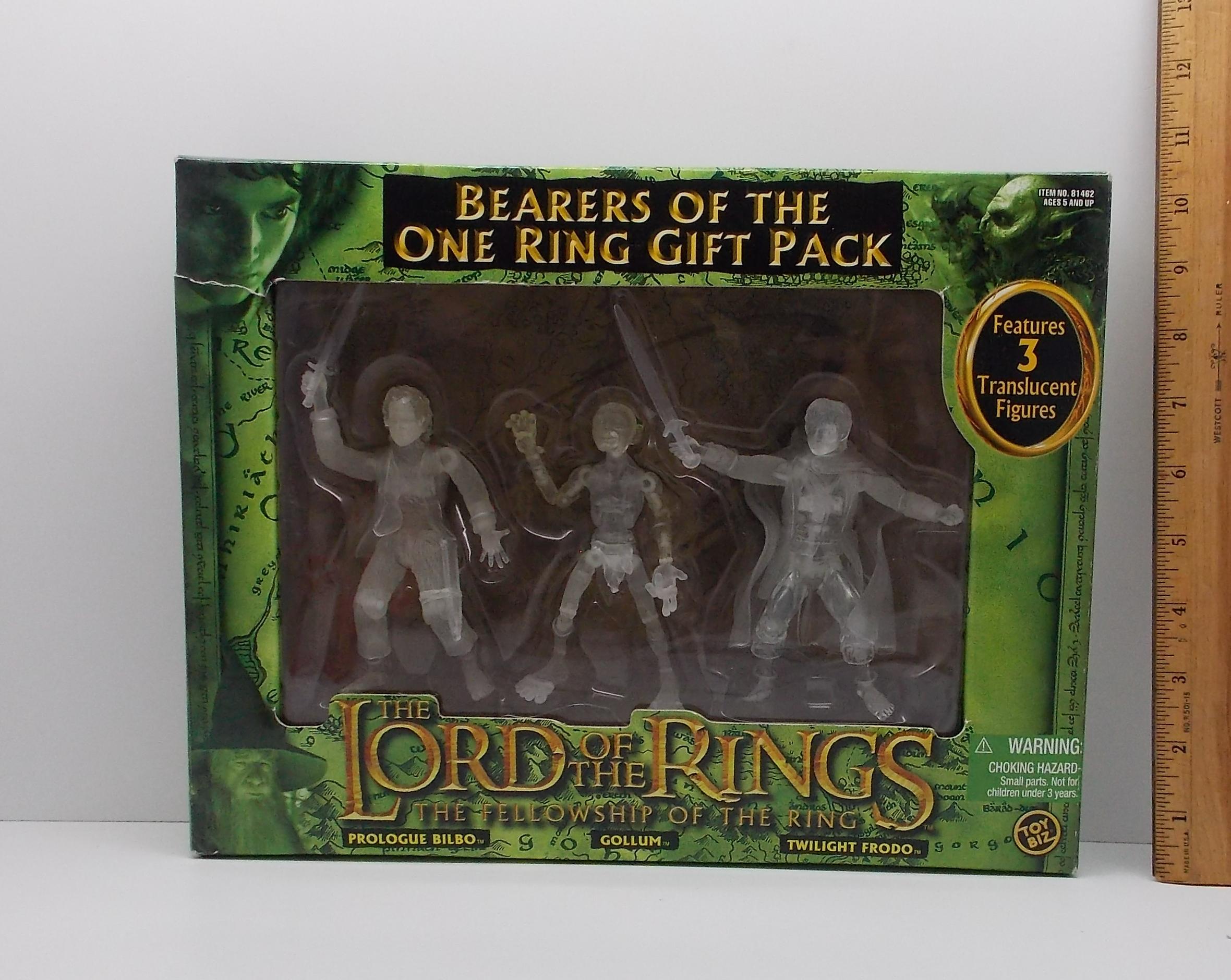 Bearer Of The One Ring 3 Figure Lord of the Rings Action Exclusive Boxed Set