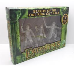 Bearer Of The One Ring 3 Figure Lord of the Rings Action Exclusive Boxed Set