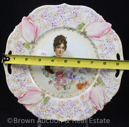 Unm. RSP Tulip Mold 9.5"d cake plate, Madame Recamier surrounded by bouquet of flowers, pink shading
