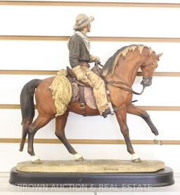 Western figurine, rider on horseback (lariat broken off)