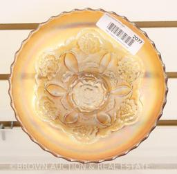 Carnival Glass bowl w/pedestal base, marigold