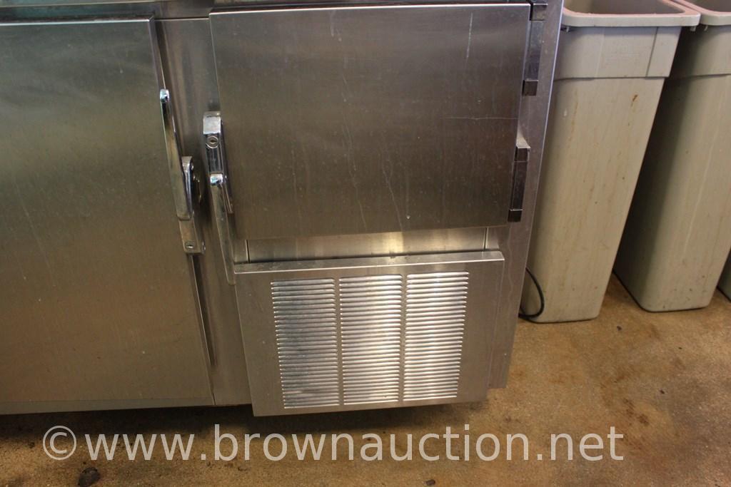 48" Stainles refrigerated ice cream novelty storage case - works but won't hold temperature to