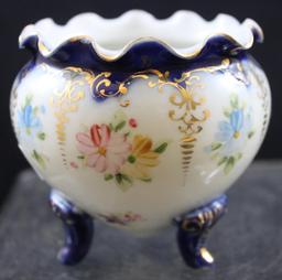 Handpainted porcelain 3"h rose bowl-shape vase, pink and blue flowers with cobalt feet and ruffled