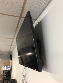 Hisense H5C 50" flat-panel Smart LED TV & remote (wall mount only - no stan