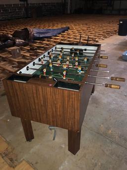 Dynamo coin-operated fooz-ball table, has key