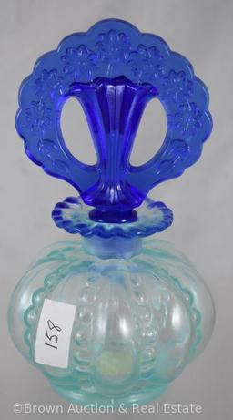 (2) Fenton perfume bottles and (1) Contemporary Art Glass perfume bottle