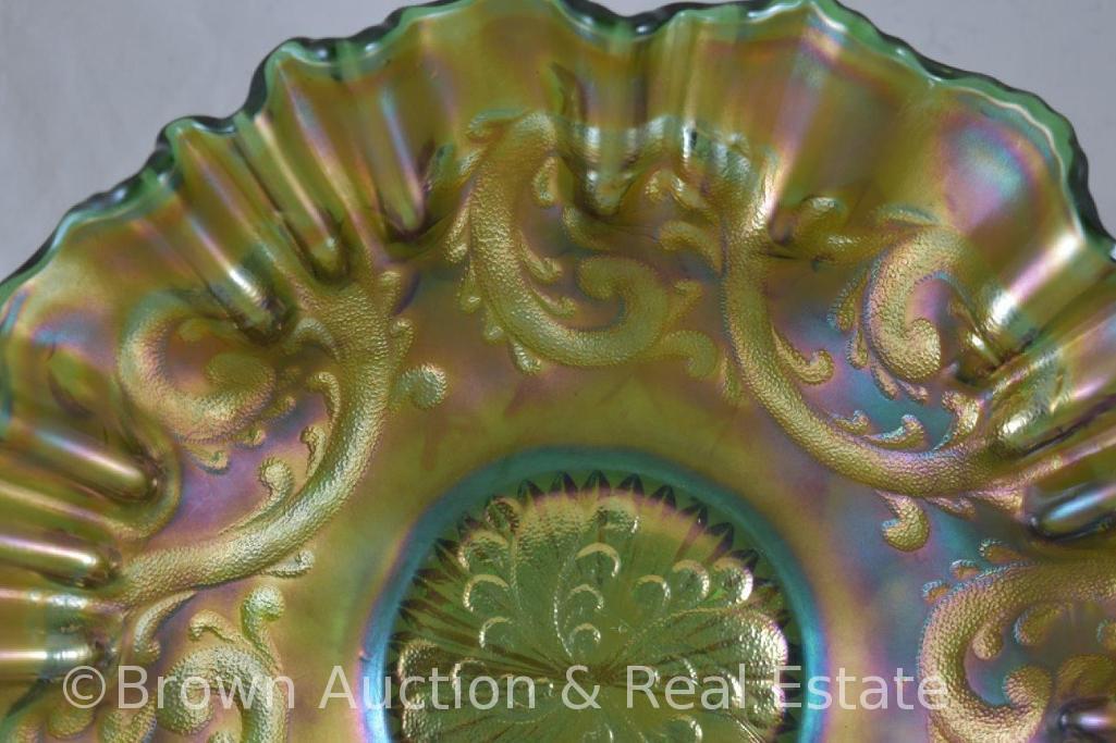 Carnival Glass Feathered Serpent/Honeycomb and Serpent 9.25"d bowl with 3-in-1-edge, green