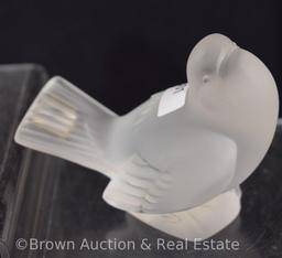 Pr. Lalique France 3.5"h frosted bird figurines, paper label