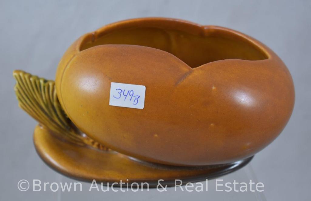 (2) Roseville brown Pine Cone pieces: 456-6" bowl (very small chip on pine needles); 112-7" bud vase