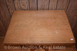 Oak rectangular parlor table, curved legs, scalloped apron, 28" x 20" x29" tall **BROWN AUCTION WILL