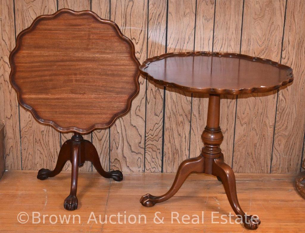 (2) Duncan Phyfe lamp tables, center pedestal support with 3 wood ball and claw feet, 1 has tilt top