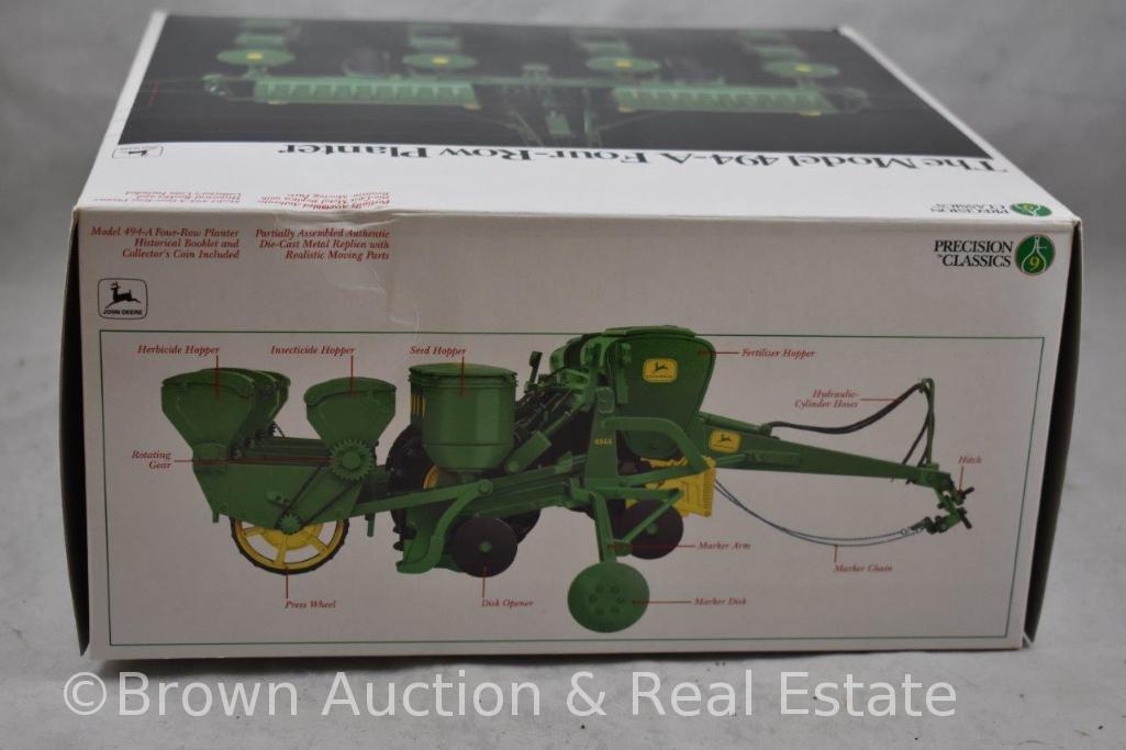 John Deere Precision Classics "The Model 494-A Four-Row Planter", 1/16 Scale, mib