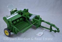 John Deere Precision Classics "The 214-T Twine-Tie Baler", 1/16 Scale, mib