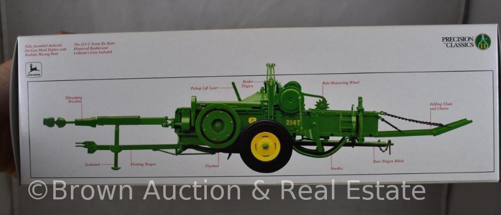 John Deere Precision Classics "The 214-T Twine-Tie Baler", 1/16 Scale, mib