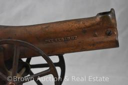 "Young America Raid Fire Gun" for marbles, Pat. 1907