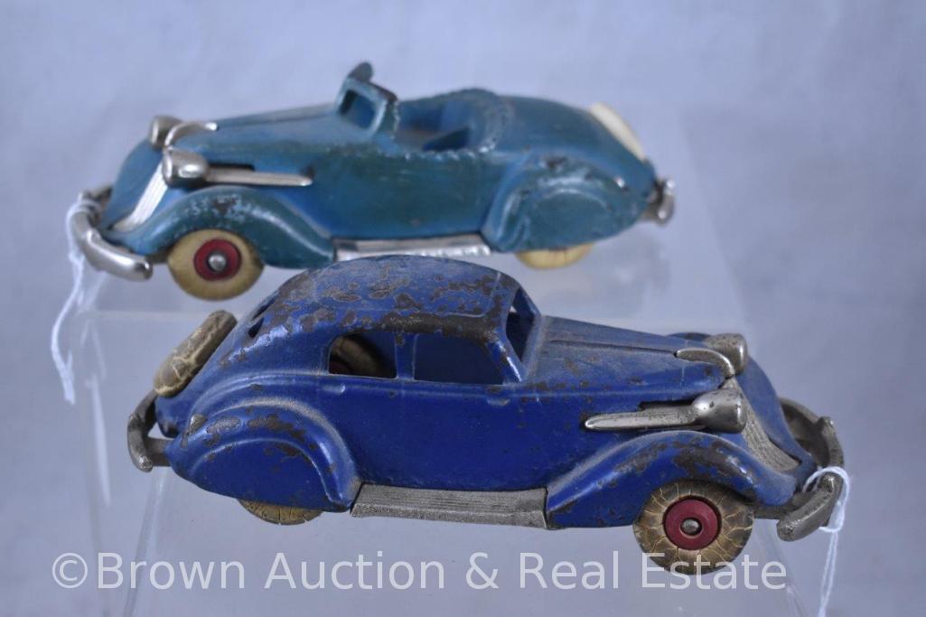 (2) Hubley take apart cast iron Studabaker cars: 1 convertible and 1 Sedan, each 6.75"l