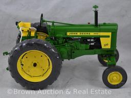 John Deere Precision Classics "Model 720 Tractor", 1/16 Scale, mib