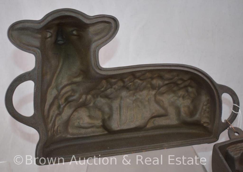 Cast Iron Griswold No. 886 Lamb cake mold