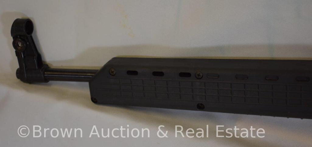 Kel Tec Sub 2000 .40 semi-auto rifle, collapsable, blue **BUYER MUST PAY A $25 FFL TRANSFER FEE**