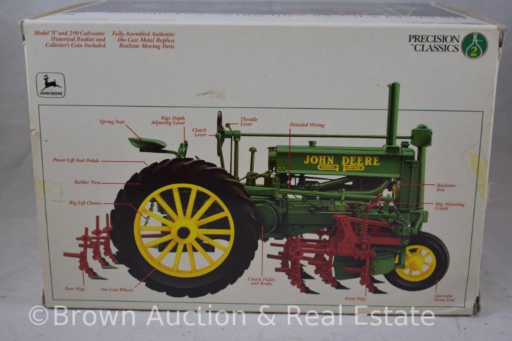 John Deere Precision Classics "The Model A Tractor with 290 Series Cultivator", 1/16 Scale, mib