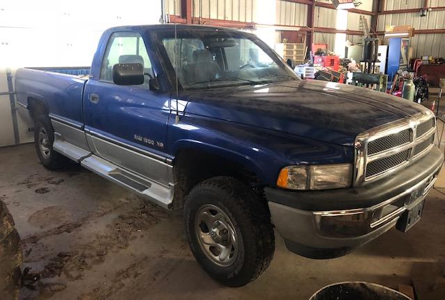 1994 Dodge Ram 1500, 162,000 Miles, 4wd - Very Nice