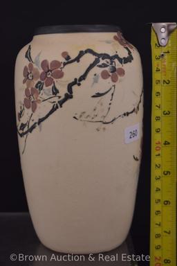 Mrkd. Weller Hudson white and decorated 7.5" vase