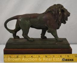 Walters Art Gallery bronze sculpture - Lion walking