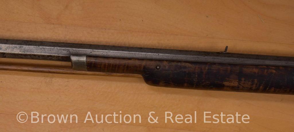 Kentucky Sporting muzzle loader percussion rifle, early-mid 1800's