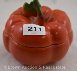 (3) Royal Bayreuth Tomato bowls w/lids