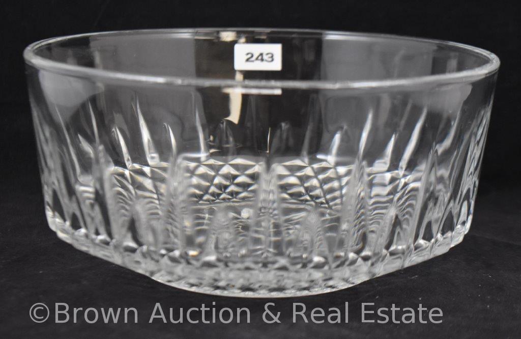 Mrkd. Arcoroc France Diamont Cut Glass bowl