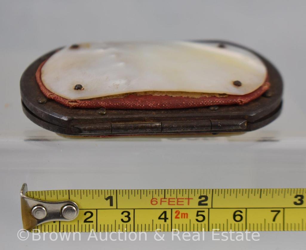 Mother of Pearl (front and back) expandable coin purse