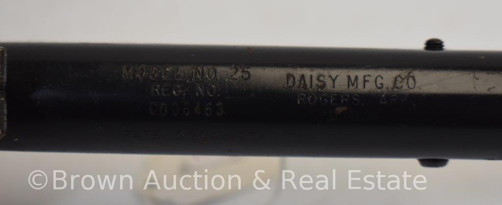 Daisy Model No. 25 BB air gun/pump rifle