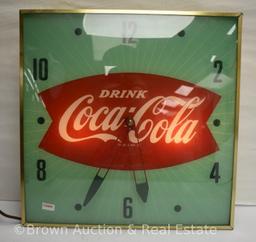 Coca-Cola avertising clock - Works!