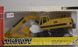 Joal Compact die cast metal 225 Cat hydraulic excavator